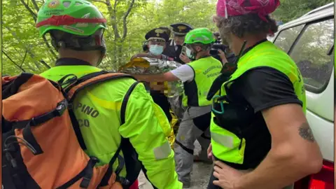 Encontrado Nicola, el niño desparecido durante dos días en Italia Encontrado Nicola, el niño desparecido durante dos días en Italia