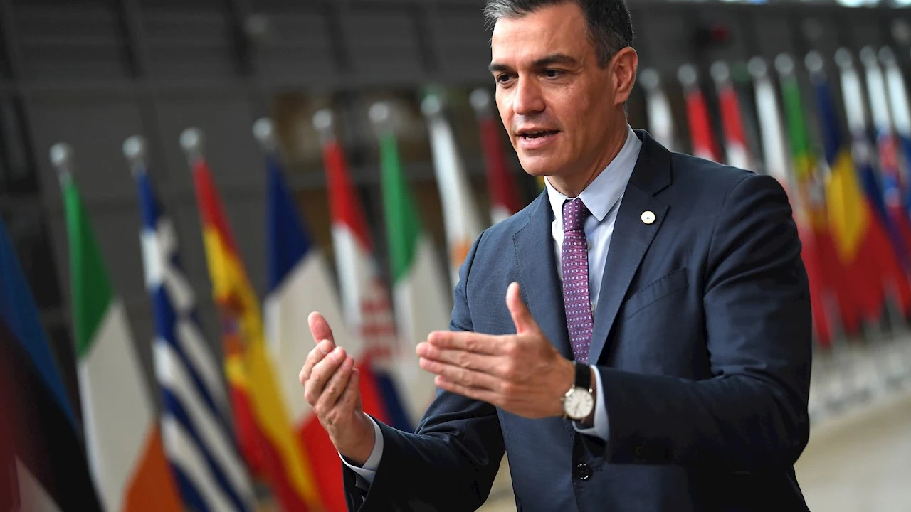 El presidente del Gobierno a su llegada al Consejo Europeo El presidente del Gobierno a su llegada al Consejo Europeo