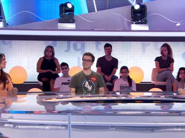 Pablo luce una camiseta diseñada por Luis de Lama para una ocasión especial Pablo luce una camiseta diseñada por Luis de Lama para una ocasión especial
