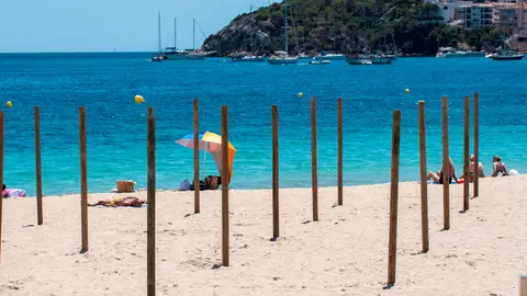 Baleares celebra la llegada de turistas británicos mientras que Canarias se queda fuera de los destinos seguros Baleares celebra la llegada de turistas británicos mientras que Canarias se queda fuera de los destinos seguros