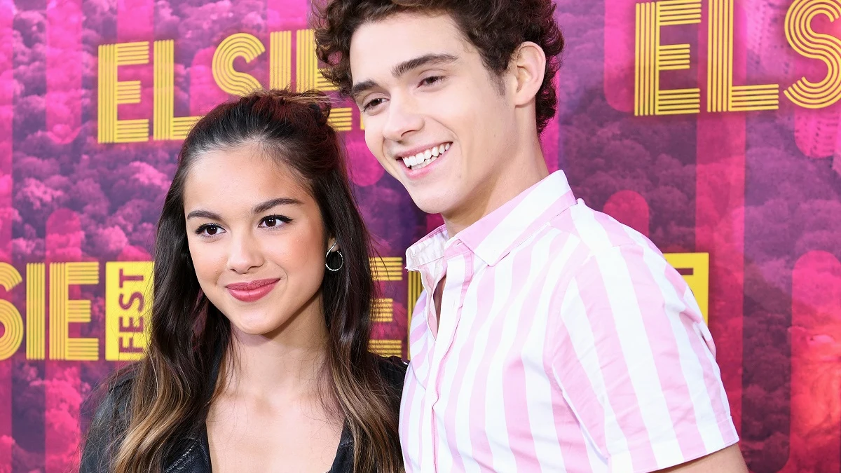 Olivia Rodrigo y Joshua Bassett Olivia Rodrigo y Joshua Bassett