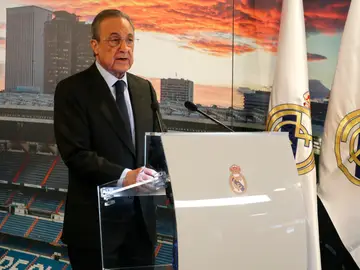 Florentino Pérez: "Nosotros perdemos 8.000 millones y Ceferin se sube el sueldo" Florentino Pérez: "Nosotros perdemos 8.000 millones y Ceferin se sube el sueldo"