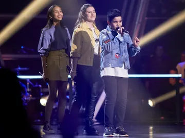 Levi, Lisbel y Haizea cantan ‘Diamonds’ en las Batallas de ‘La Voz Kids’ Levi, Lisbel y Haizea cantan ‘Diamonds’ en las Batallas de ‘La Voz Kids’