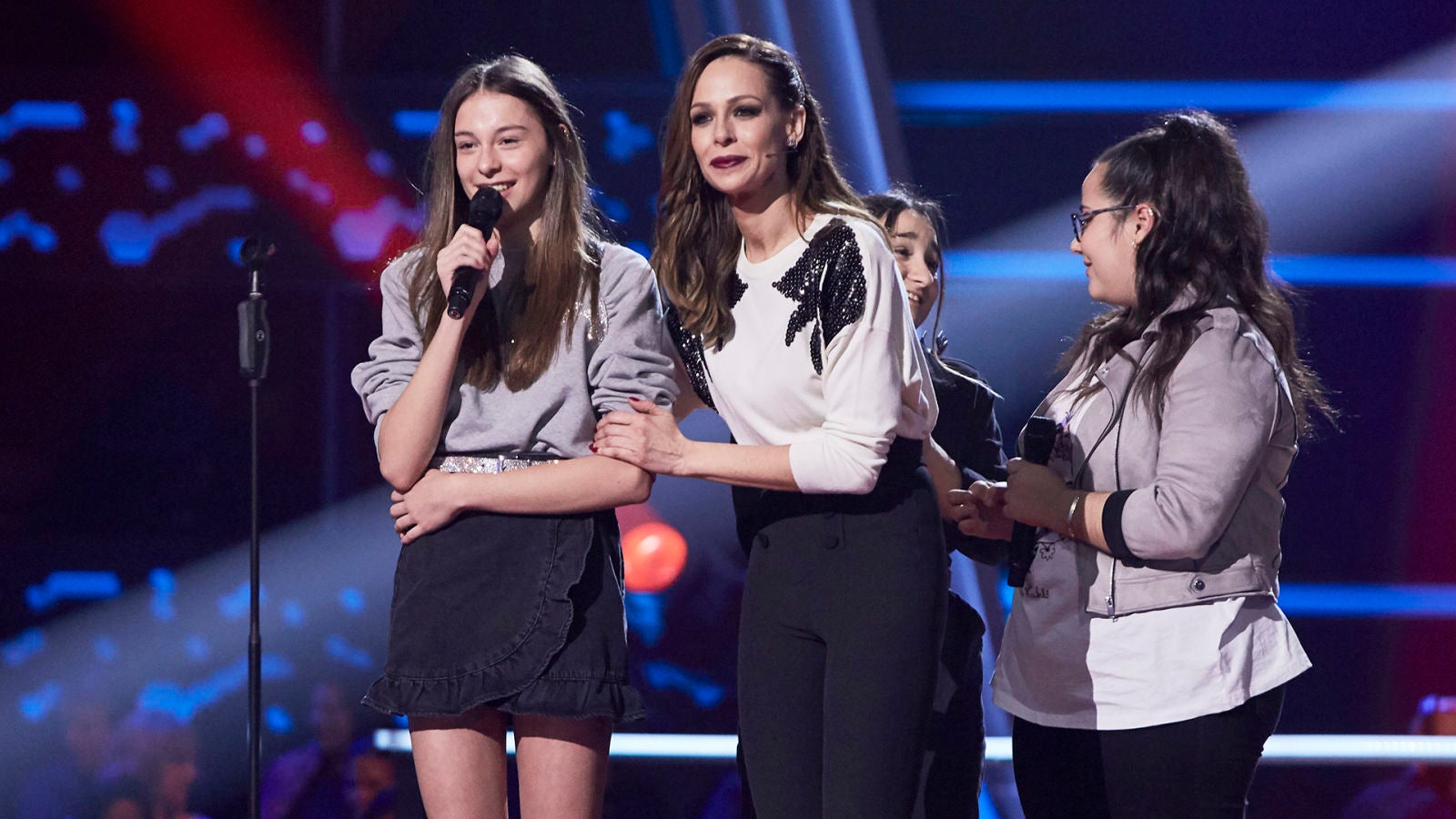 David Bisbal elige a Carmen Puente en las Batallas de ‘La Voz Kids’