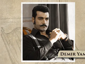 Murat Ünalmış es Demir Yaman en 'Tierra Amarga' Murat Ünalmış es Demir Yaman en 'Tierra Amarga'