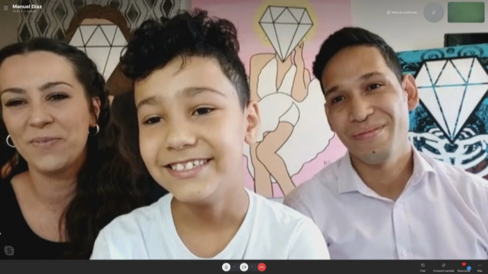 Manuel, el niño pintor de 8 años que vende sus cuadros en Miami Manuel, el niño pintor de 8 años que vende sus cuadros en Miami