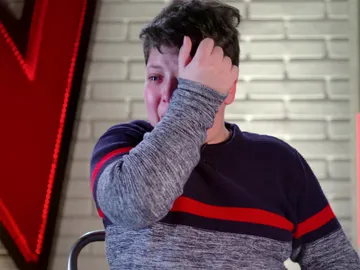 Xoel Tarín se emociona en 'La Voz Kids' Xoel Tarín se emociona en 'La Voz Kids'