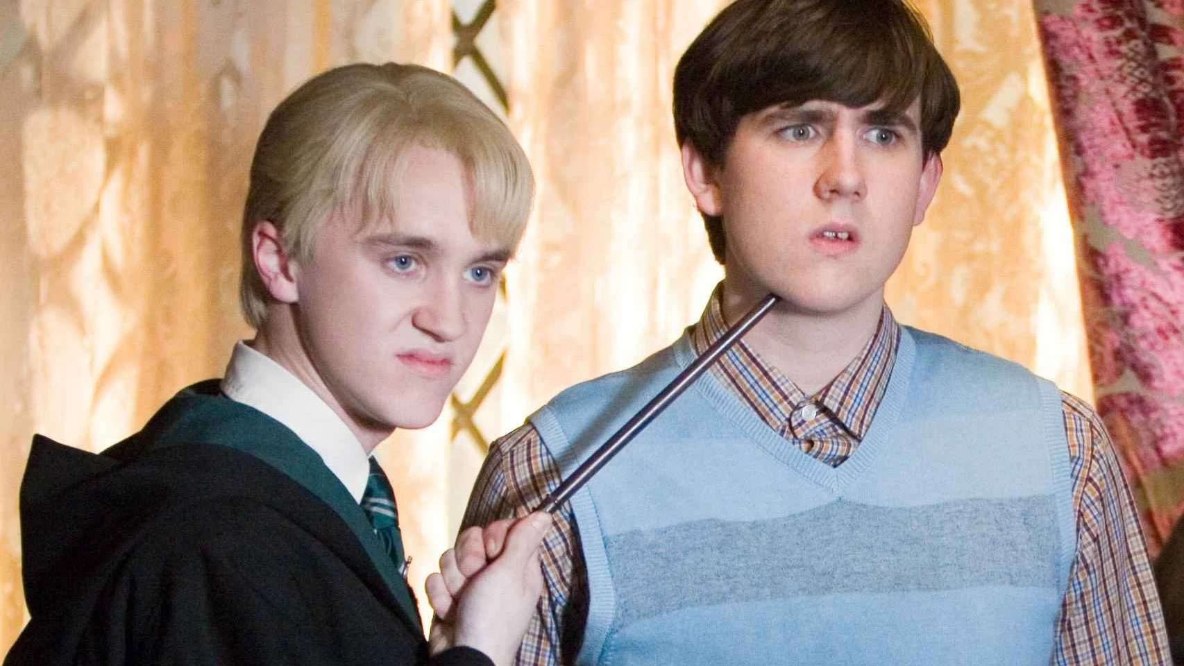 Tom Felton y Matthew Lewis en 'Harry Potter' como Draco y Neville