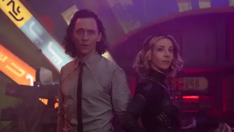 Tom Hiddleston y Sophia di Martino en 'Loki' Tom Hiddleston y Sophia di Martino en 'Loki'