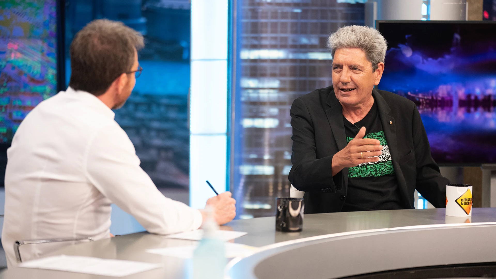 "Hay unos segundos de soltar el fardo corriendo", Antonio Dechent cuenta cómo confundieron el rodaje con una descarga de hachís "Hay unos segundos de soltar el fardo corriendo", Antonio Dechent cuenta cómo confundieron el rodaje con una descarga de hachís