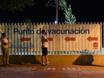 A3 Noticias de la mañana (28-06-21) El Hospital Zendal en Madrid comienza a vacunar frente al coronavirus 24 horas ininterrumpidas.