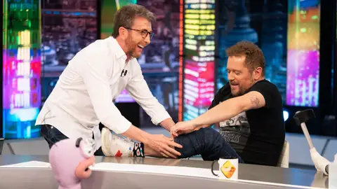 El Monaguillo se rompe la fibra del gemelo durante las grabaciones de 'El Desafío': "Lo estoy pasando mal" El Monaguillo se rompe la fibra del gemelo durante las grabaciones de 'El Desafío': "Lo estoy pasando mal"