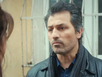 Avance de ‘Mujer: Arif comparte con Ceyda sus más oscuras sospechas sobre Sirin Avance de ‘Mujer: Arif comparte con Ceyda sus más oscuras sospechas sobre Sirin