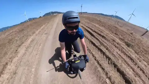 La insólita aventura de Sergi Unanue, recorrer Europa en una bici de bambú La insólita aventura de Sergi Unanue, recorrer Europa en una bici de bambú