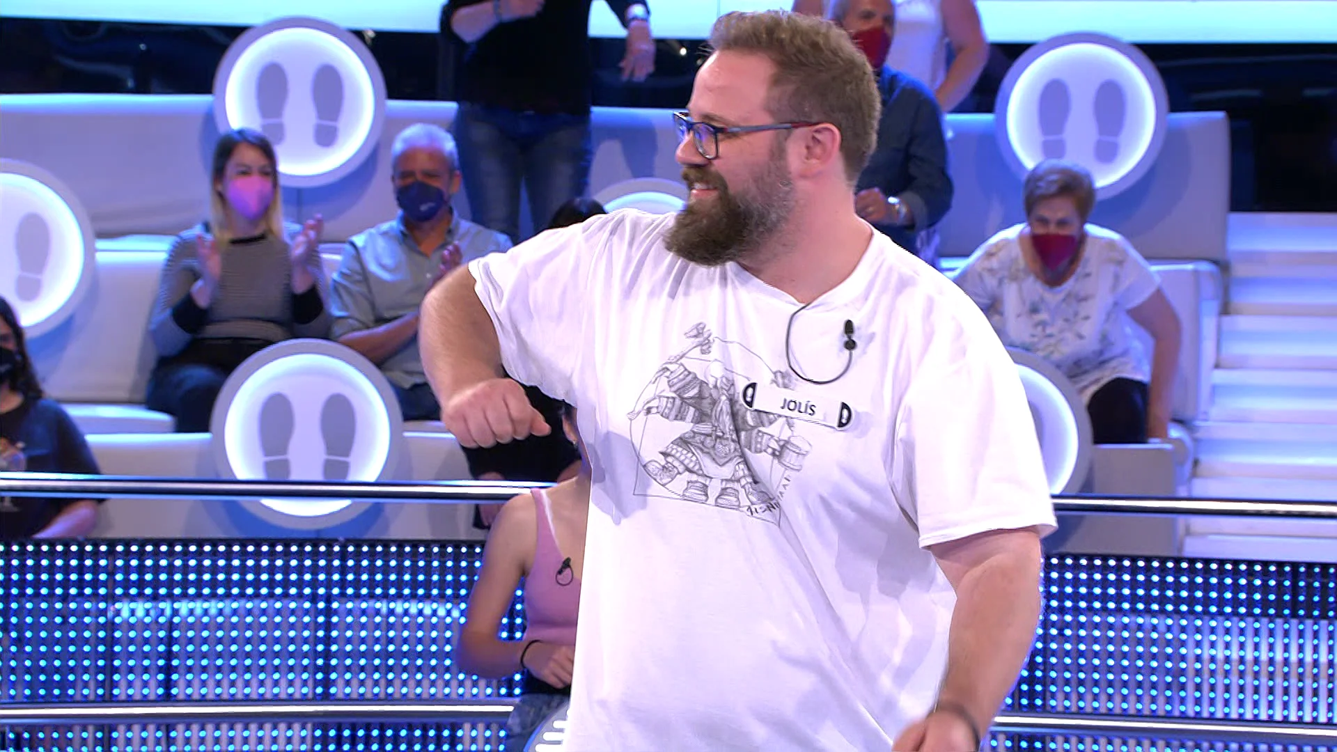 El ‘ritmazo’ de Jolís bailando provoca la divertida admiración de Arturo Valls en ‘¡Ahora caigo!’ El ‘ritmazo’ de Jolís bailando provoca la divertida admiración de Arturo Valls en ‘¡Ahora caigo!’