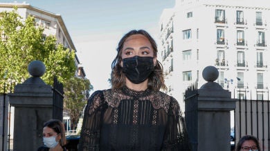 La cara de tristeza de Tamara Falco en su reaparición tras la muerte de su abuela 