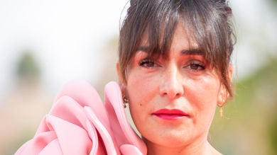 Detenida una mujer por ciberacoso y amenazas de muerte a Candela Peña y a su hijo de 10 años durante 8 meses