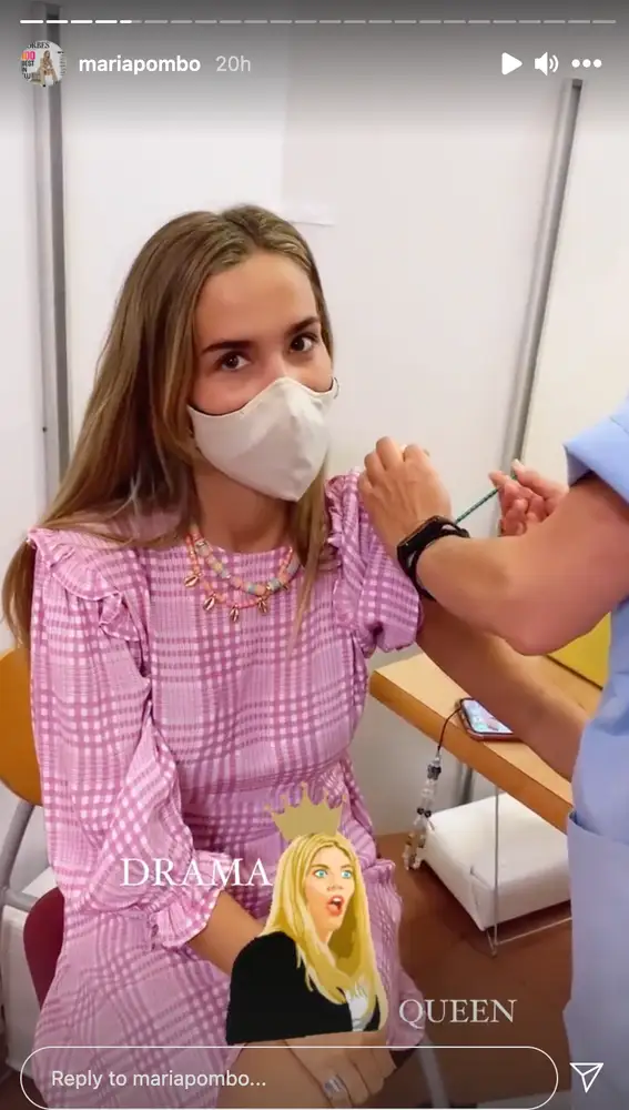 María Pombo se vacuna contra el coronavirus