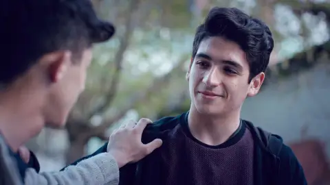 Ugur se tortura recordando un momento clave del pasado con Demir 'Mi hija'