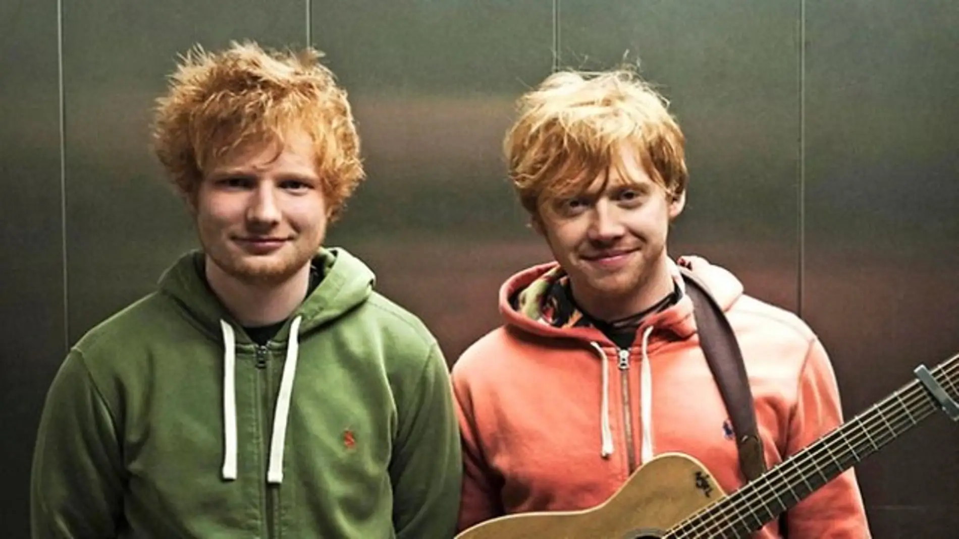 Ed Sheeran y Rupert Grint en 'Lego House'