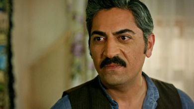 Así es Bülent Polat, el actor que da vida a Gaffur en ‘Tierra Amarga