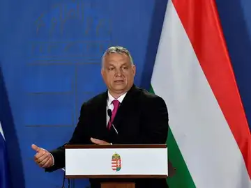 El Gobierno de Víktor Orbán restringe la venta de libros infantiles con temática LGBT en Hungría El Gobierno de Víktor Orbán restringe la venta de libros infantiles con temática LGBT en Hungría