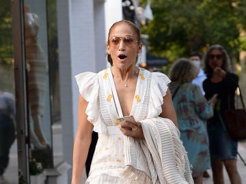 ¿Qué le sorprende tanto a Jennifer Lopez?