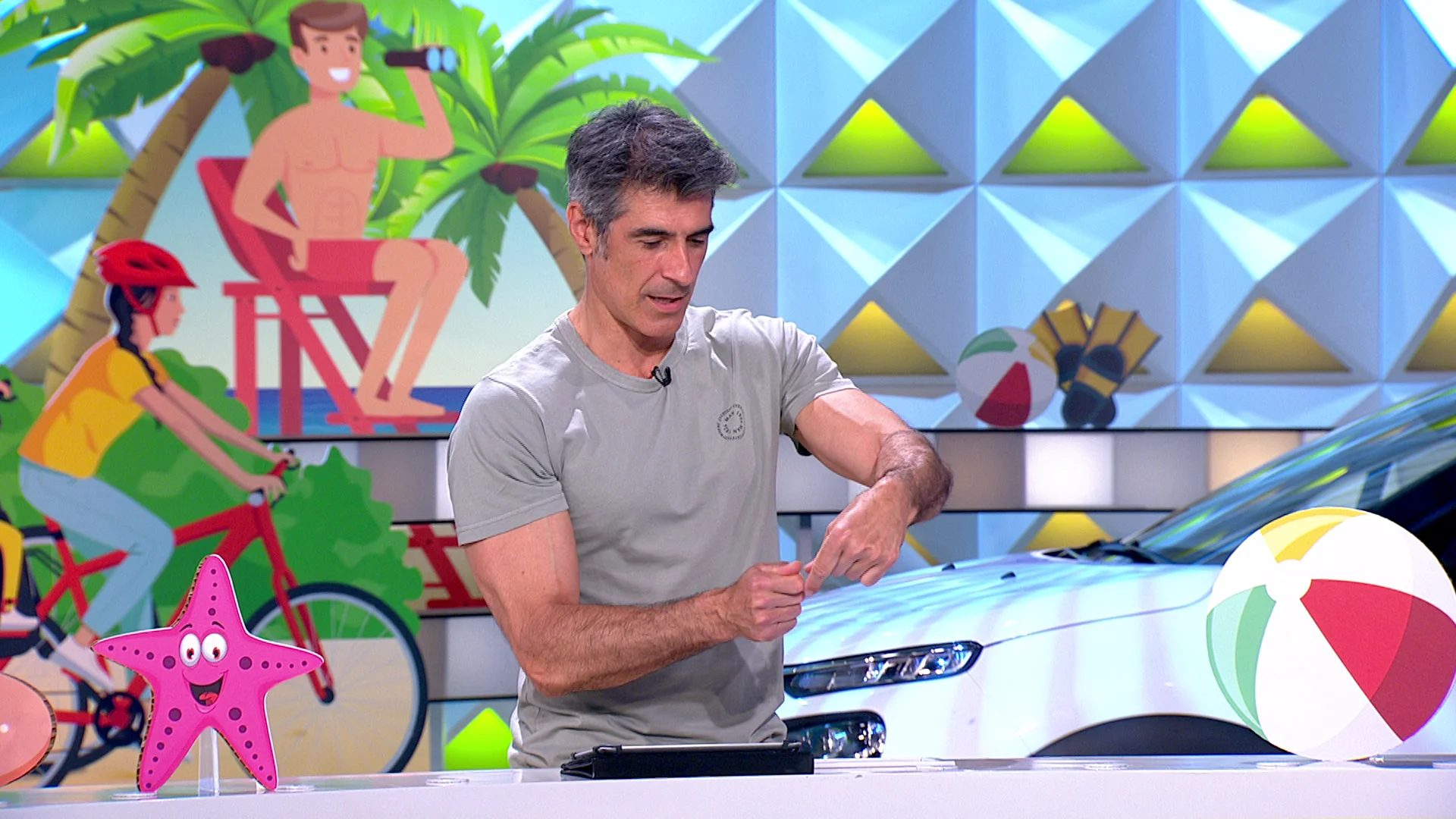 Isma deja boquiabierto a Jorge Fernández con un increíble truco de magia Isma deja boquiabierto a Jorge Fernández con un increíble truco de magia