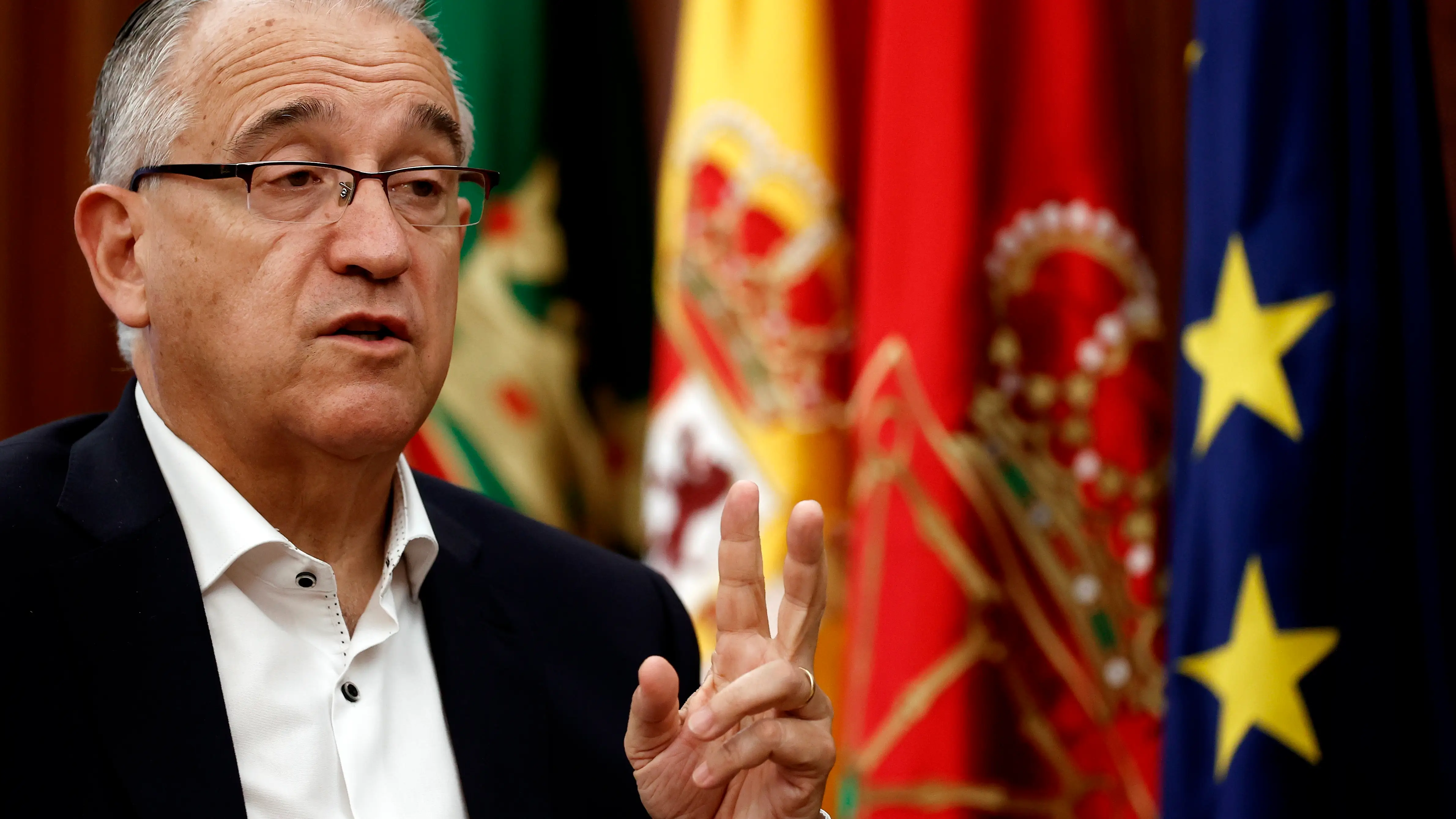 Enrique Maya, Alcalde de Pamplona: "Teníamos ilusión por los sanfermines, pero no es el mejor momento. En el centro no habrá nada" Enrique Maya, Alcalde de Pamplona: "Teníamos ilusión por los sanfermines, pero no es el mejor momento. En el centro no habrá nada"