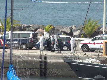 Salvamento marítimo lleva hasta la costa de Gran Canaria a nueve senegaleses que viajaban como polizones en un buque 