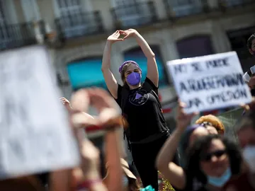 Organizaciones feministas critican la ley del 'solo sí es sí' Organizaciones feministas critican la ley del 'solo sí es sí'
