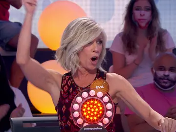 Eva Isanta se contagia del ritmo de Raffaella Carrà en ‘La Pista’ Eva Isanta se contagia del ritmo de Raffaella Carrà en ‘La Pista’