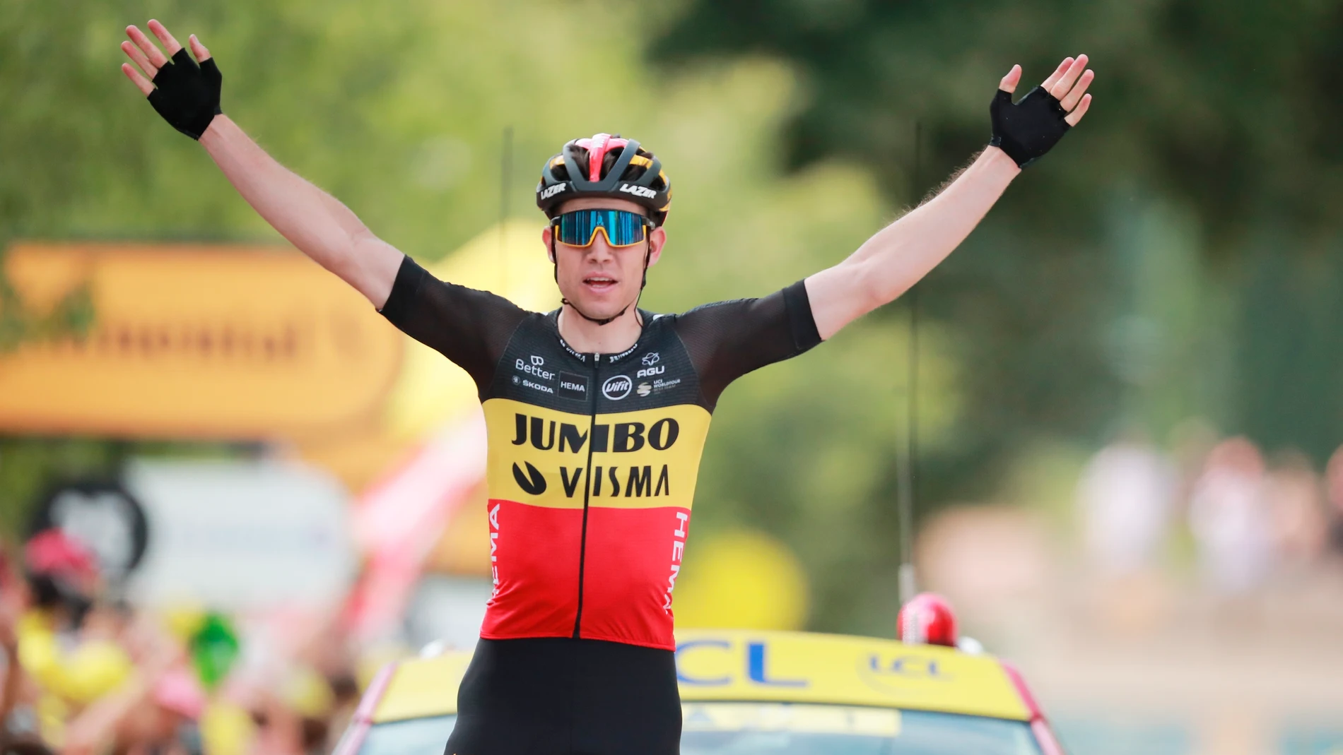 Van Aert se corona en el Mont Ventoux y Pogacar sigue líder del Tour de Francia