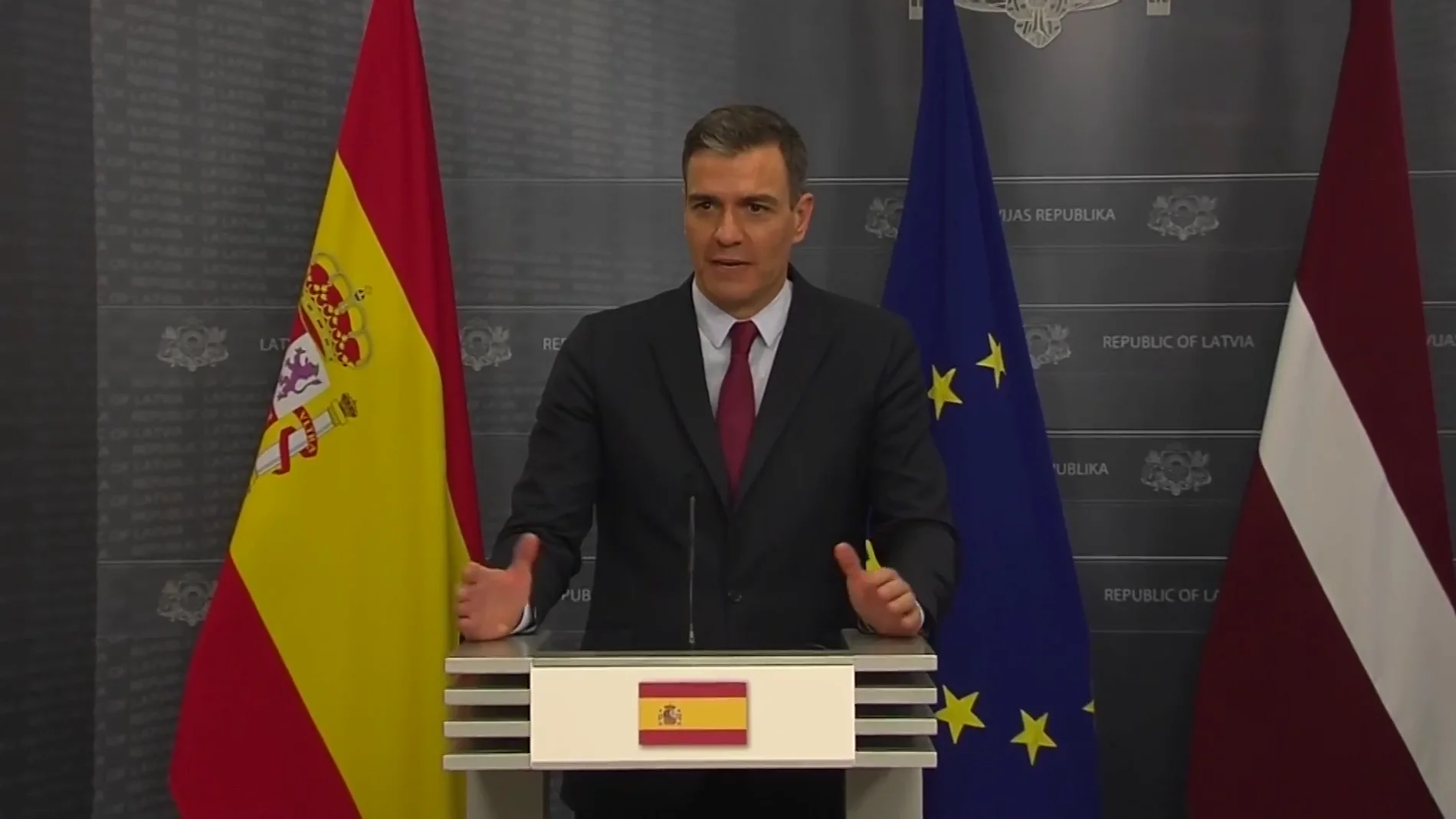 Pedro Sánchez: "Los independentistas tienen que aprender de los errores y hablar con el resto de Cataluña"