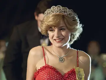 Emma Corrin como Lady Di en 'The Crown' Emma Corrin como Lady Di en 'The Crown'