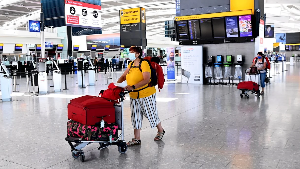 Terminal de llegadas del aeropuerto londinense de Heathrow Terminal de llegadas del aeropuerto londinense de Heathrow