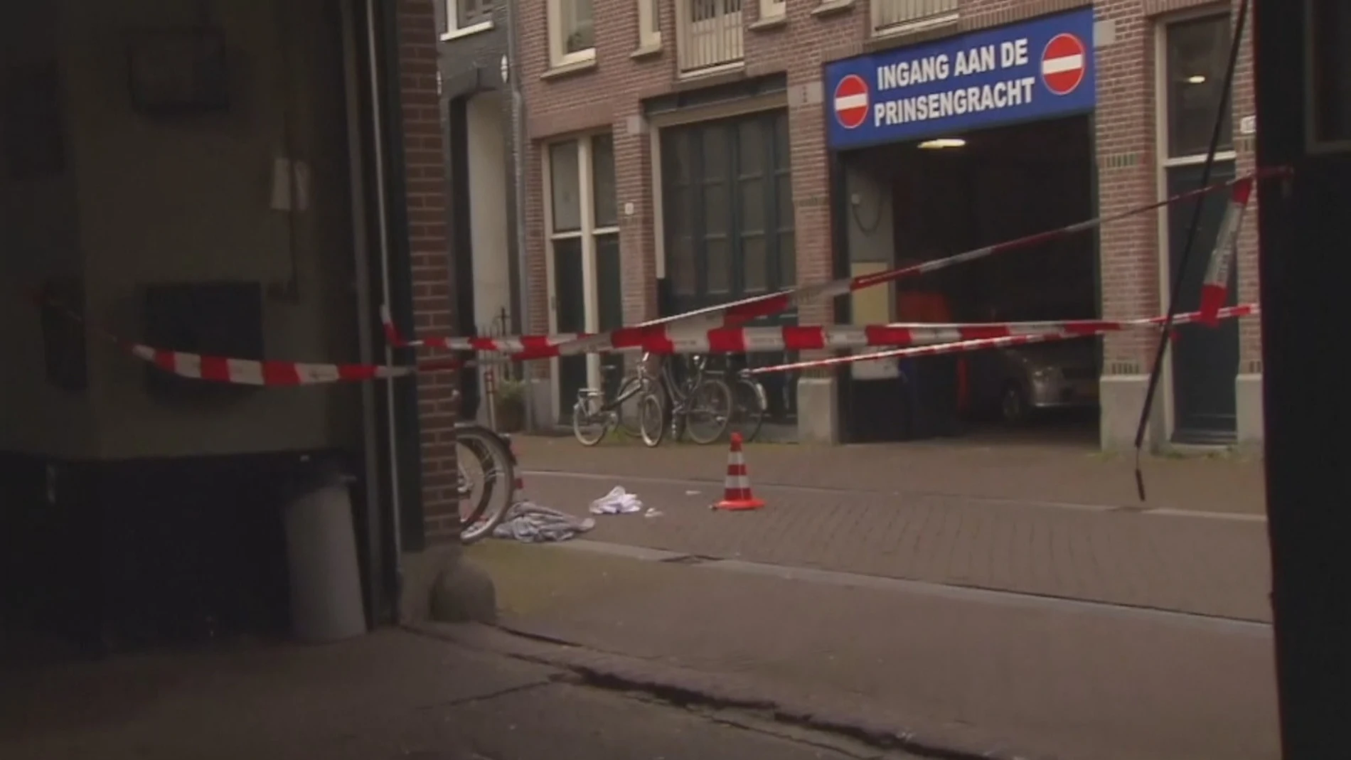 Imagen del lugar del tiroteo al periodista de Ámsterdam