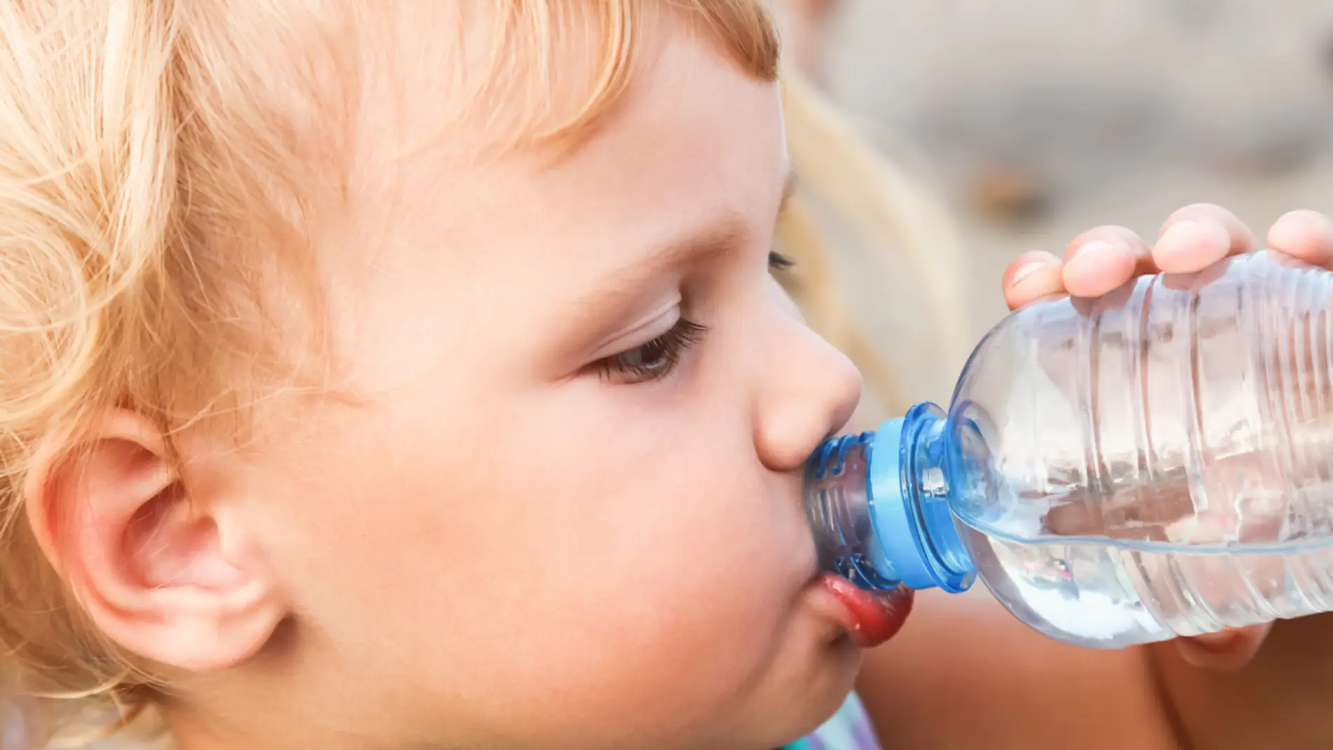 Verano, ¿qué le damos de beber a nuestros hijos?