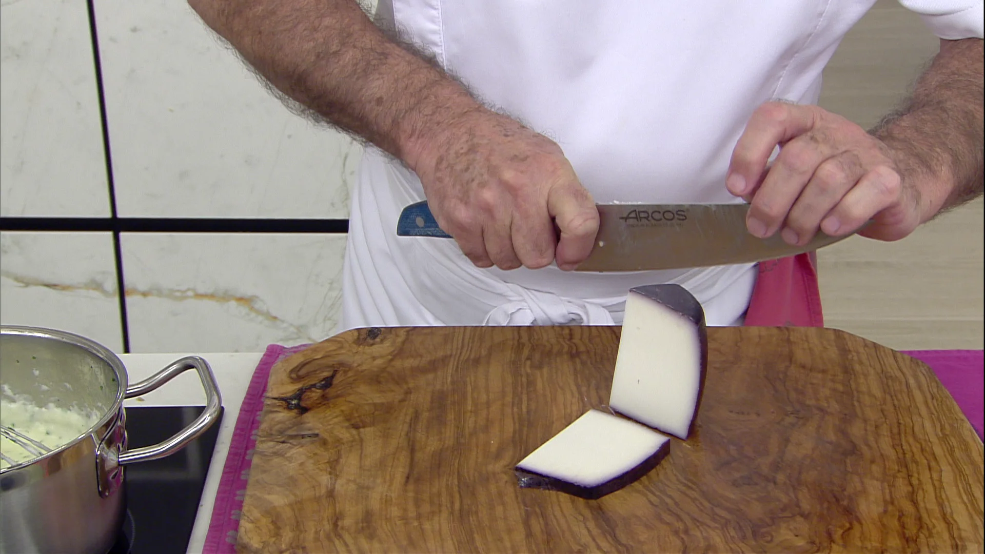 El queso de cabra con aroma a vino que necesitas