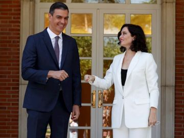 Pedro Sánchez recibe en Moncloa a Isabel Díaz Ayuso en medio de un clima de tensión