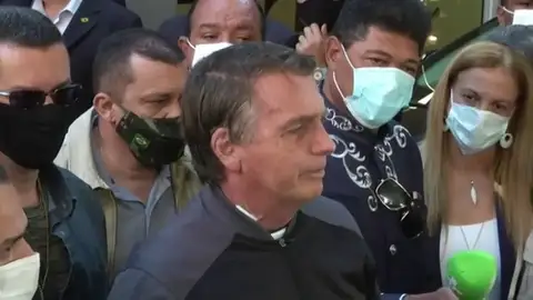 Jair Bolsonaro recibe el alta tras 4 días hospitalizado por una obstrucción instentinal Jair Bolsonaro recibe el alta tras 4 días hospitalizado por una obstrucción instentinal