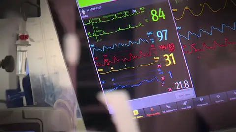 Los contagios por coronavirus siguen aumentando en todas las comunidades y preocupan los datos de Cataluña Los contagios por coronavirus siguen aumentando en todas las comunidades y preocupan los datos de Cataluña