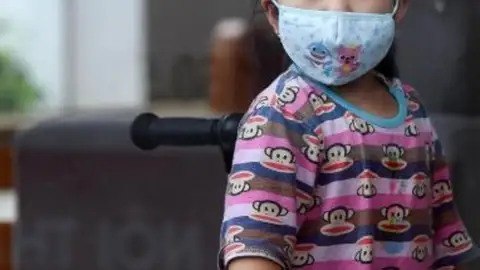 Niña covid Niña covid