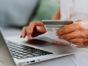 Así operan los ciberdelincuentes, convencen a las víctimas y se ganan su confianza para robar información personal Así operan los ciberdelincuentes, convencen a las víctimas y se ganan su confianza para robar información personal