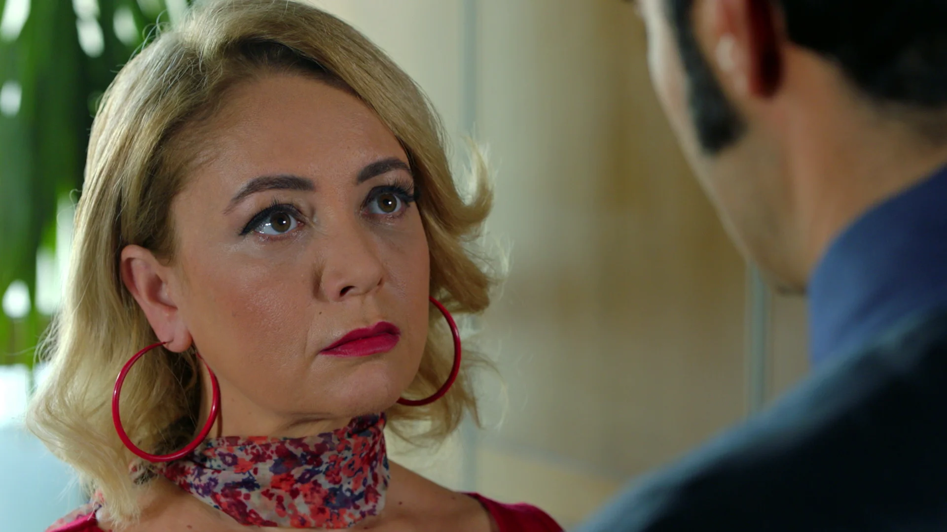 Demir a Sermin: “Véndeme tu mansión y pagarás tu deuda” Demir a Sermin: “Véndeme tu mansión y pagarás tu deuda”