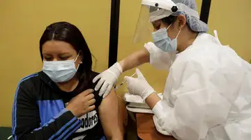 La OMS incluye a las embarazadas en la lista de prioridad para la vacunación contra el coronavirus La OMS incluye a las embarazadas en la lista de prioridad para la vacunación contra el coronavirus