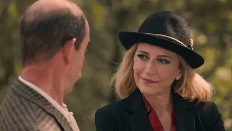 Avance ‘Amar es para siempre’: Ángela, cada vez más cerca de descubrir Manolita está encubriendo a Anabel Avance capítulo 2161