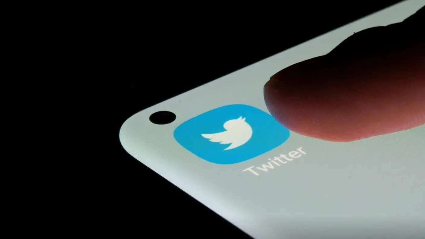 Twitter Twitter
