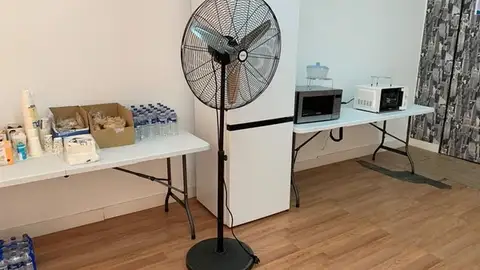 Un centro comercial de Cartagena sin aire acondicionado par vacunar contra el coronavirus Un centro comercial de Cartagena sin aire acondicionado par vacunar contra el coronavirus