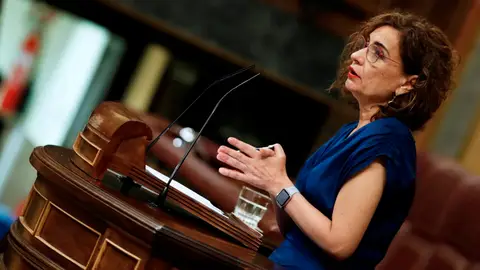 María Jesus Montero en el Congreso de los Diputados María Jesus Montero en el Congreso de los Diputados